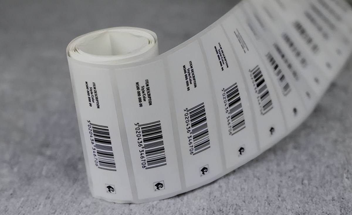 商场通过在每件商品上贴rfid电子标签实现了库存的完全透明_技术_管理