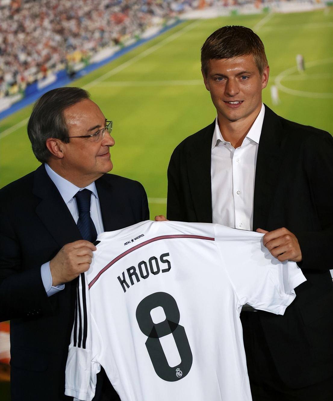 似曾相识的剧情,阿方索-戴维斯弃拜仁投皇马?_克罗斯_阿拉巴_续约