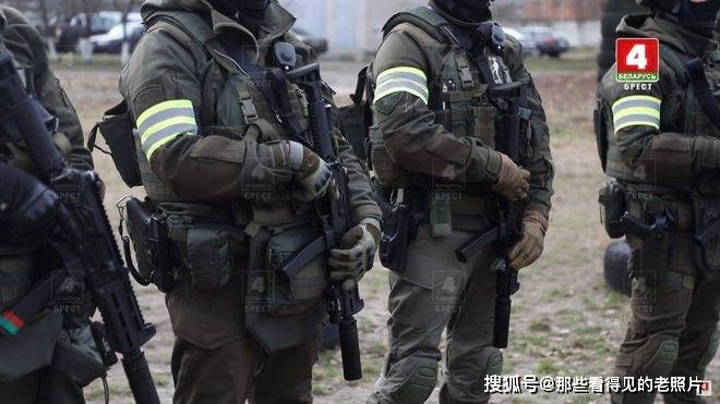 俄罗斯防暴警察 装备有最新的冲锋枪_射击_vityaz-sn_卡拉什尼科夫
