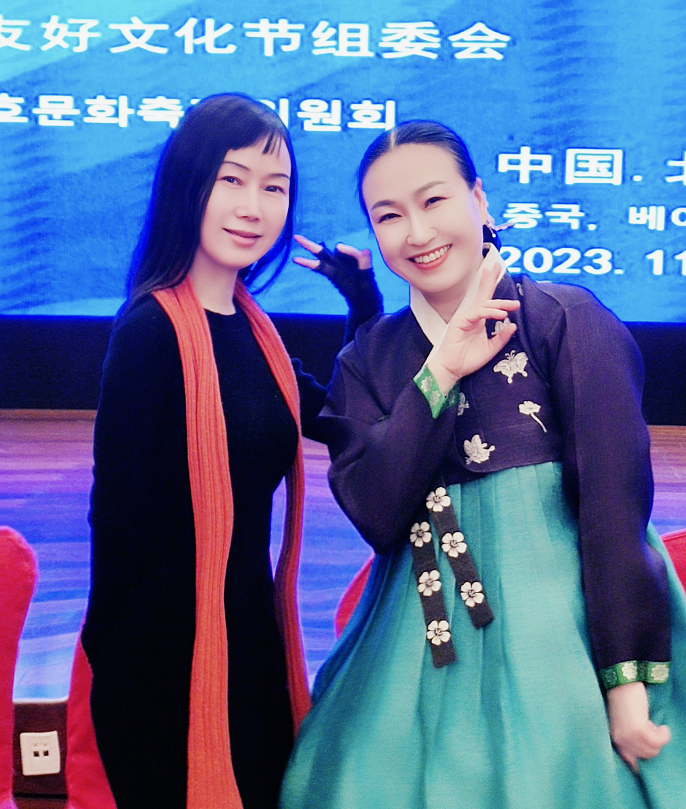 华语女歌手赵慧参加金龙迎盛世2024年春节联欢晚会荣获一等奖