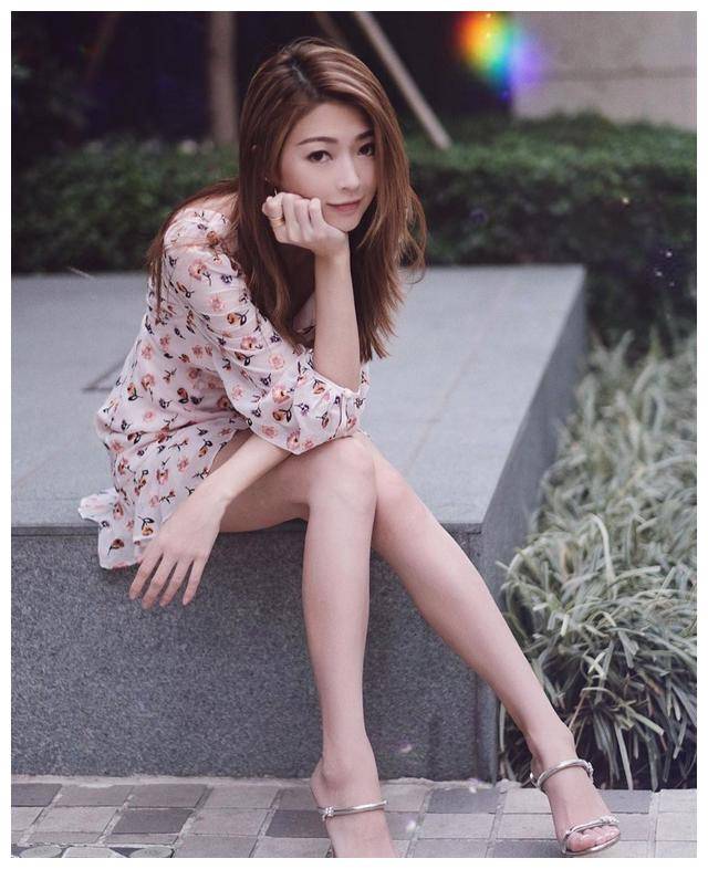 35岁女星连诗雅官宣怀孕!11岁起在兰桂坊闯荡,贪玩却自律!