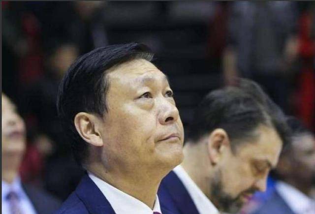 姚明恩师李秋平 42岁妻子患癌去世,50岁因病离开上海男篮_生活_工作