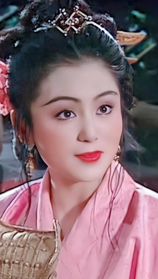 睡人妻只是烟雾弹,知情人曝光陈飞宇是gay,陈凯歌已将其手打断_陈红