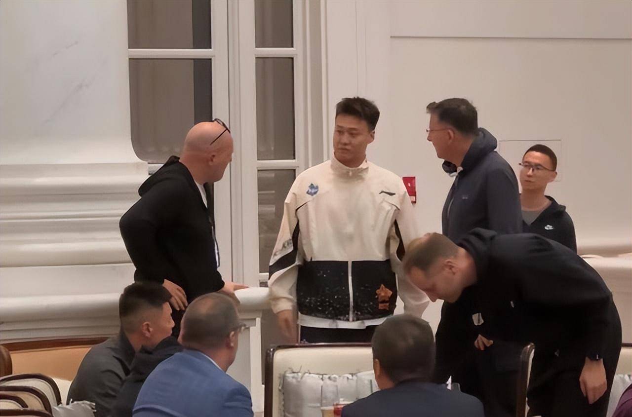 赵睿抵达厦门,无法参加cba官方活动.