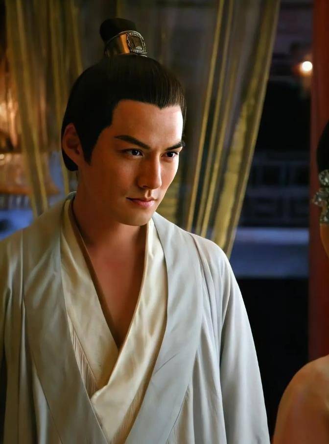 让人念念难忘的16位老牌古装男神!