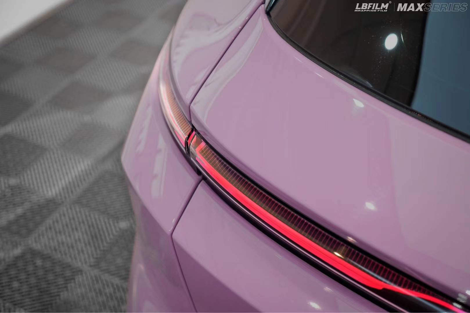 蔚来et5-lb改色膜白桃乌龙粉,超级温柔好看