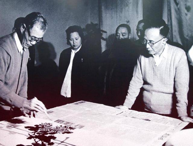 原创晚年郭沫若更应同情而非嘲笑临终前一句话真正回归书生本色