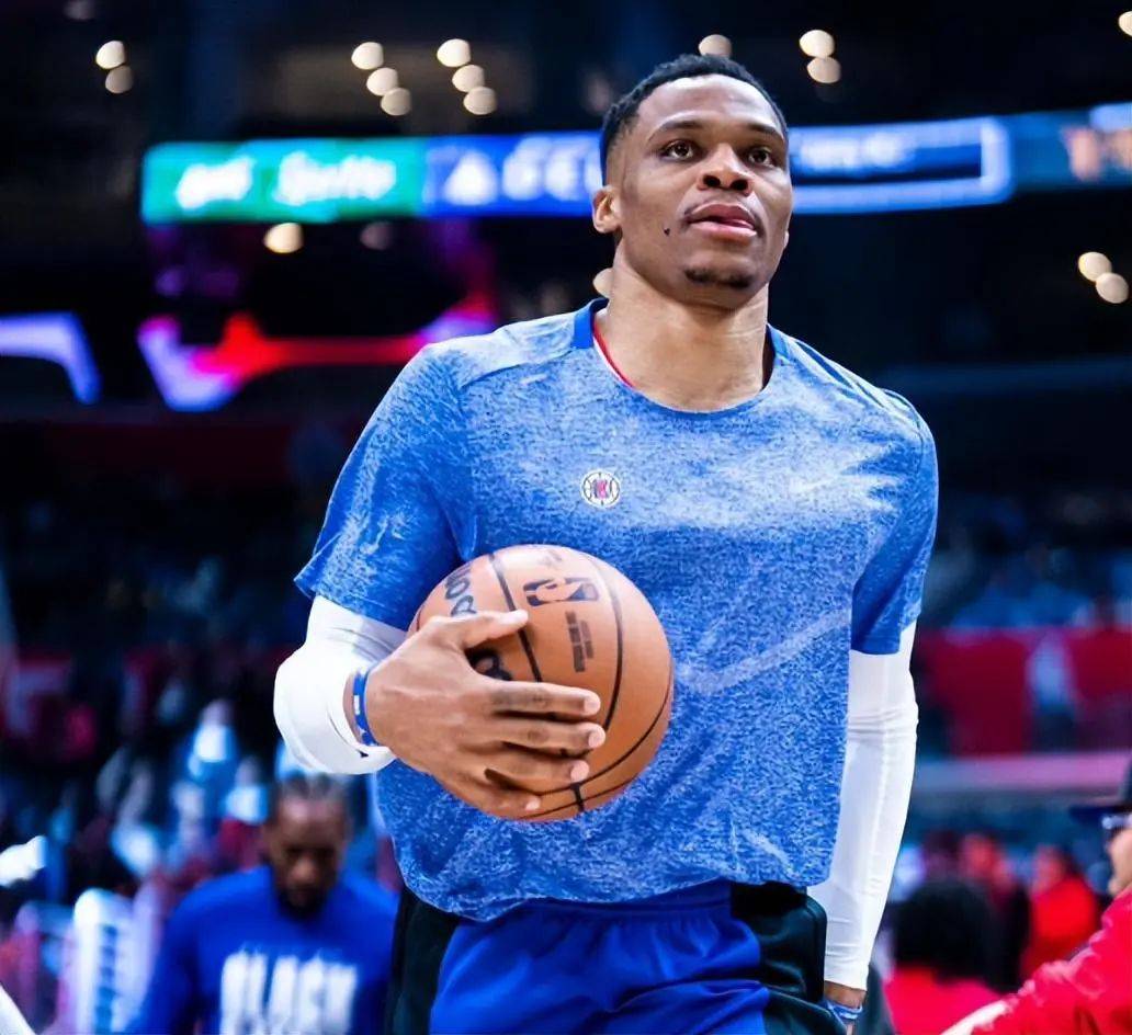 威少也伤了._哈登_快船_比赛