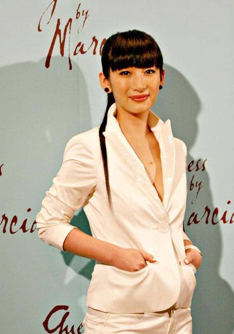 秦海璐:配角也能演出主角光芒,曾被嫌弃丑,照片被扔垃圾桶_影后_电影