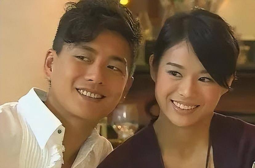 2012年胡杏儿与黄宗泽结束八年恋情,女方却忍不住落泪_父亲_本人_演技