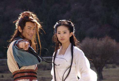 小龙女走后,杨过除了思念小龙女外,可以说是万念俱灰,在漫长的16年里