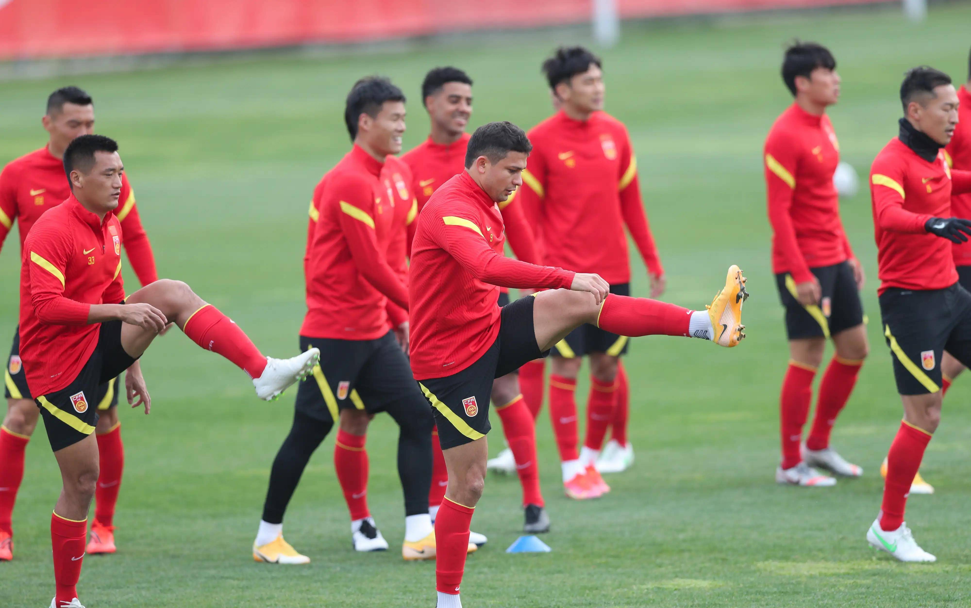 3月11日"龙抬头"的日子,重建国足刻不容缓_比赛_球员_足球