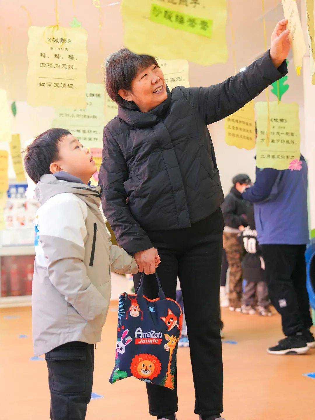 热辣滚烫启新年 飞驰人生创佳绩 上海师范大学附属郑州启佳学校新学期