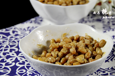 清脂纳豆玩着吃,在家轻松做日本人餐桌上少不了的一道保健美食,纳豆中