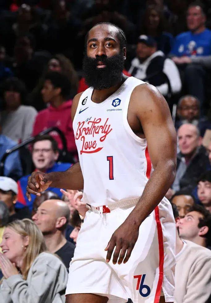 火箭队休赛期可追逐哈登,斯通或修正建队方向!_球员_交易_快船