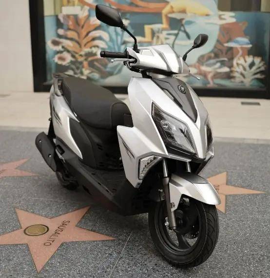 售价5千多,低价踏板豪进sr03:油耗低至2.3l_搜狐汽车_搜狐网