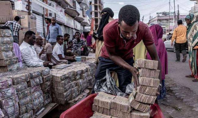 津巴布韦:"穷"到只剩下钱的国家_生活_居民_经济