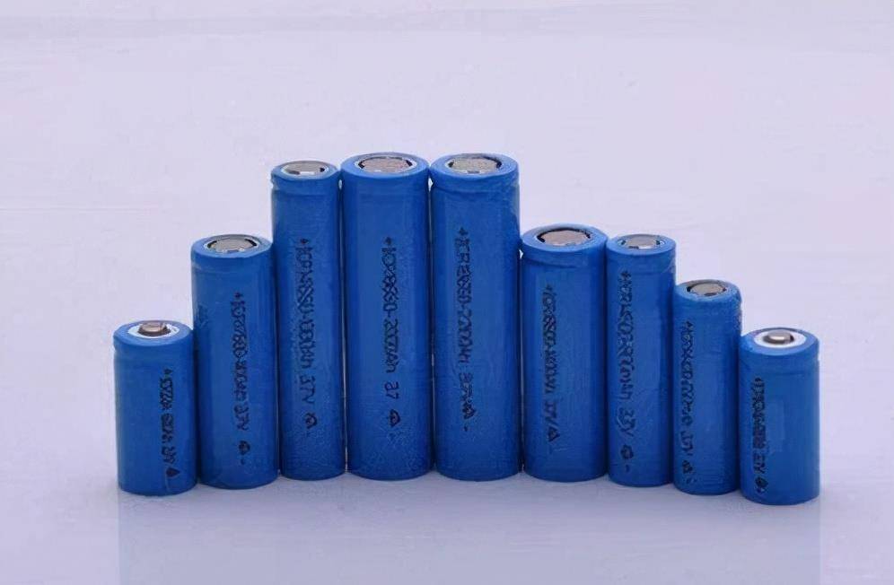 原创电池大王钟馨稼豪捐美国1000万称中国穷跟他无关现销声匿迹