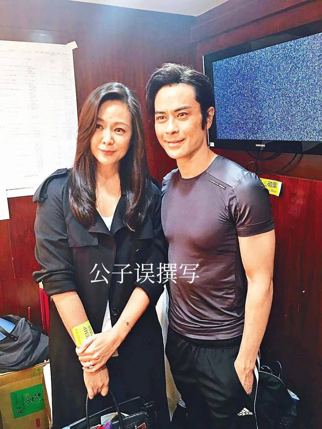 王馨平爱情录,与郑嘉颖相恋被棒打鸳鸯,嫁富商一生无子_下图_王羽