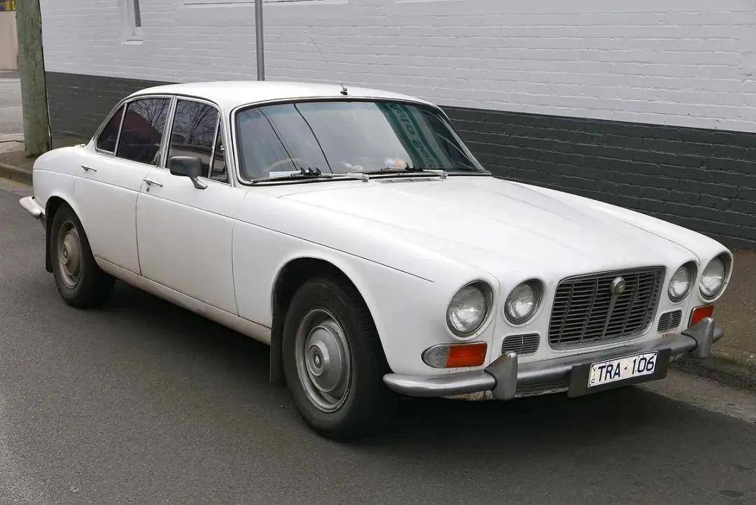 传承经典外观数十年,捷豹xj系列历史回顾_搜狐汽车_搜狐网