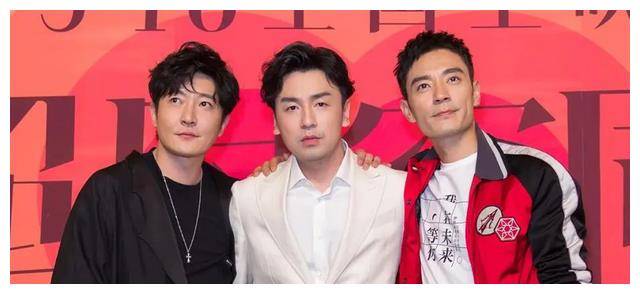 贾玲突破"窝囊废"形象,雷佳音逆袭赚取百亿!_挑战_友谊_朋友