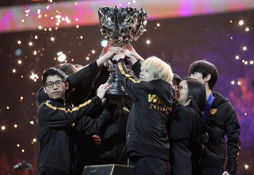 当电竞选手有多难,比考上清华大学难7倍,入选概率只有0.