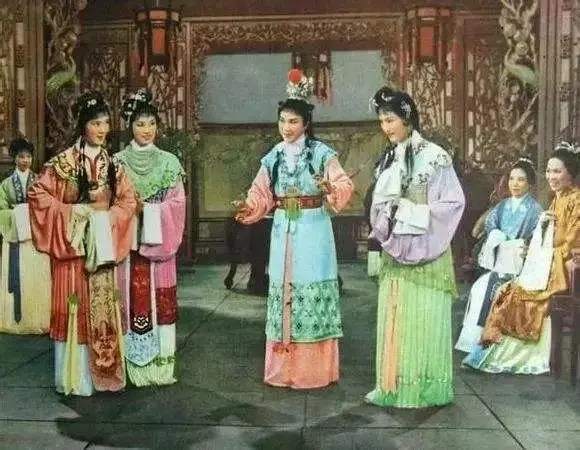 徐玉兰,王文娟的越剧电影《红楼梦》依然经典_黛玉_观众_宝玉