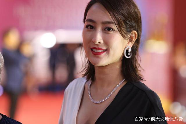 原创41岁马苏真人长啥样离开了美颜滤镜网友顶多算个村花