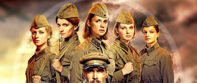 二战妇女能顶半边天,为何苏联女兵最多,军功章有她们一半