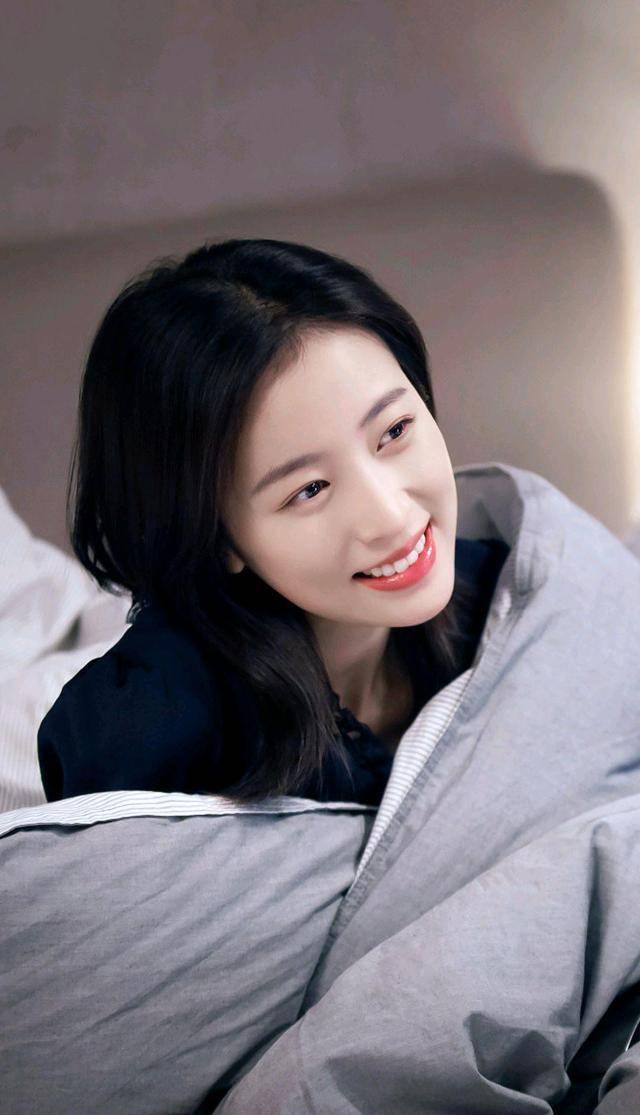 周雨彤恋情,刘亦菲进组,谭松韵许凯新戏番位?_吴磊_平番_合作