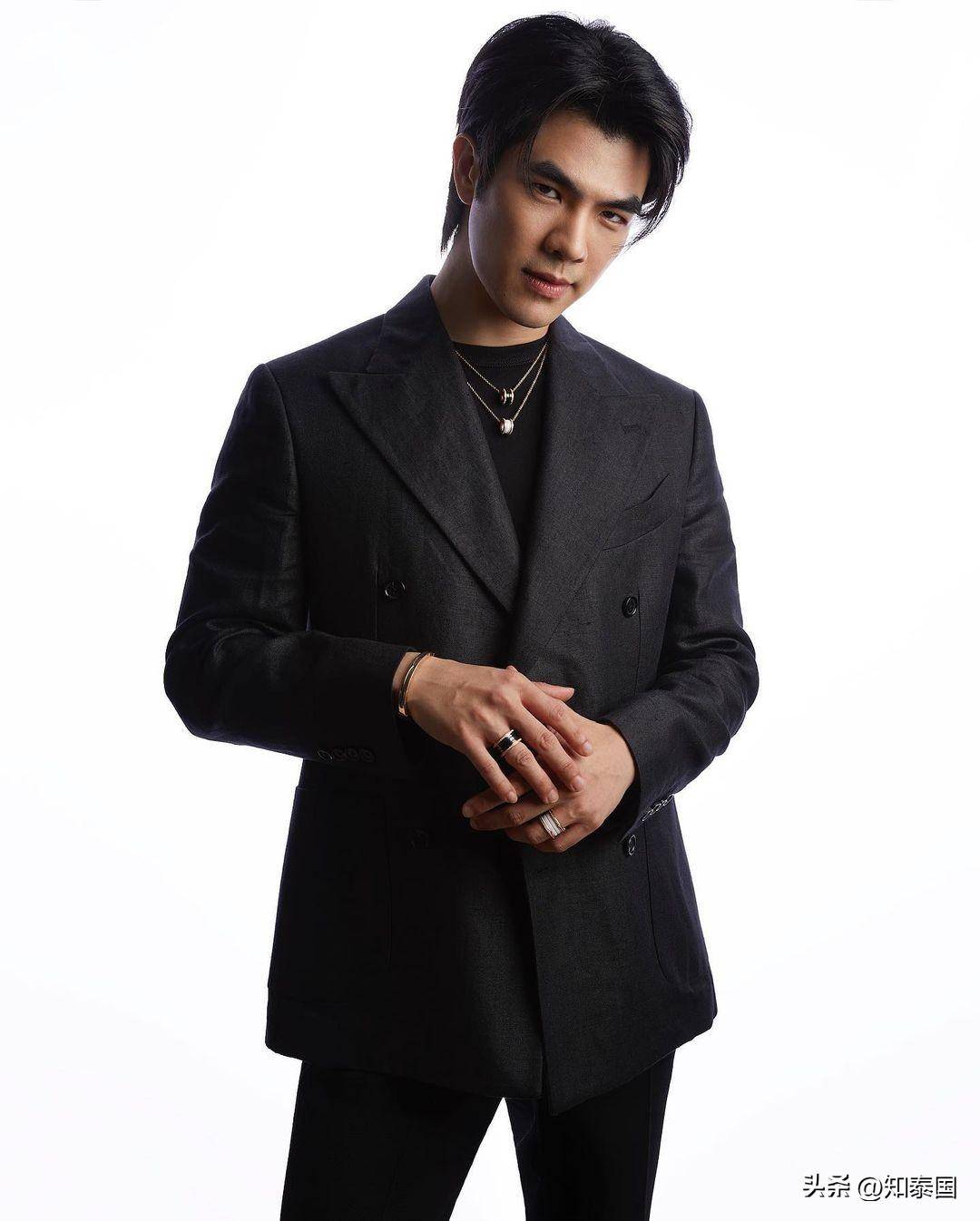 泰星mile解锁宝格丽品牌挚友新身份!_男星_相关_词条