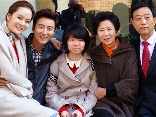 后来嫁中国老公生子,被公婆宠上天,39岁美成一股清流_蔡琳_高梓淇