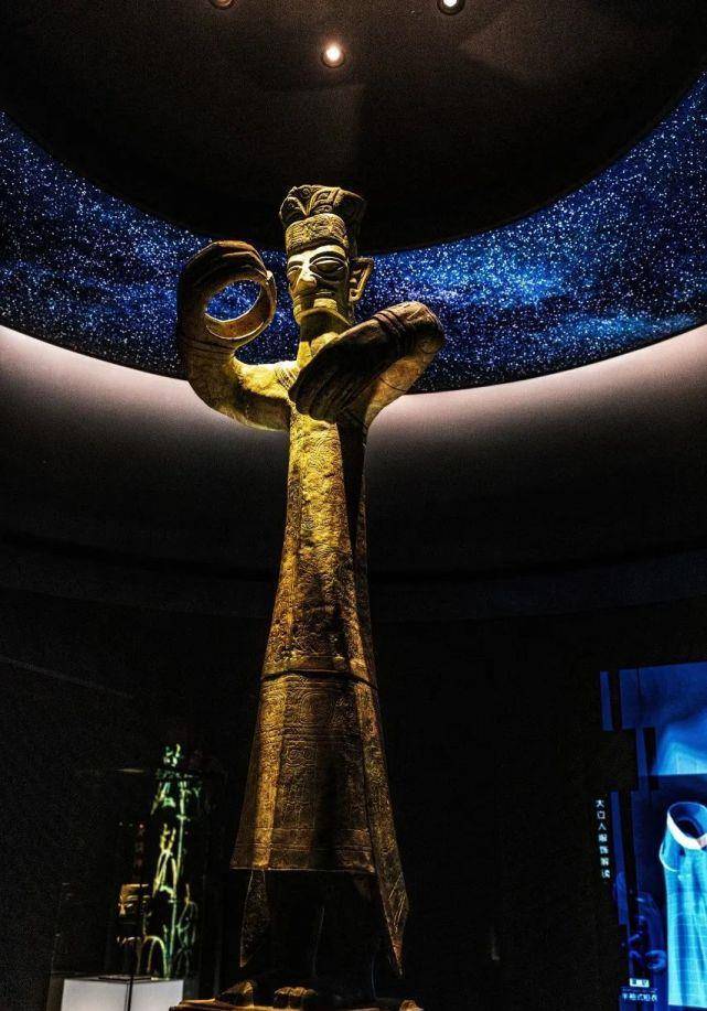 三星堆:与外星人有关?_古蜀国_青铜器_文明
