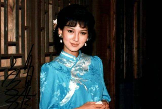 原创赵雅芝叶童同台教新人演戏一个演技被质疑一个获得观众力挺