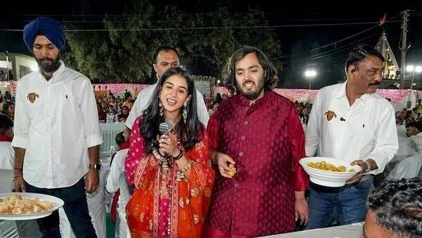 原创亚洲首富小儿子减肥200斤复胖婚前派对花11亿蕾哈娜唱歌比尔盖茨