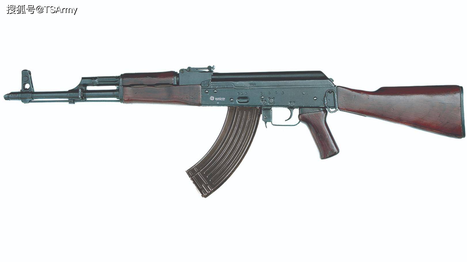 朝鲜社会安全军在进行军事训练的时候,一般会配备68式自动步枪,68式