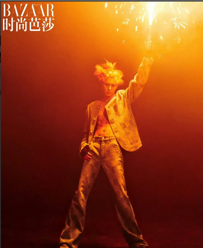 王鹤棣秀腹肌翻车,小肚子肥胖纹明显,粉丝解释是人鱼线引发热议