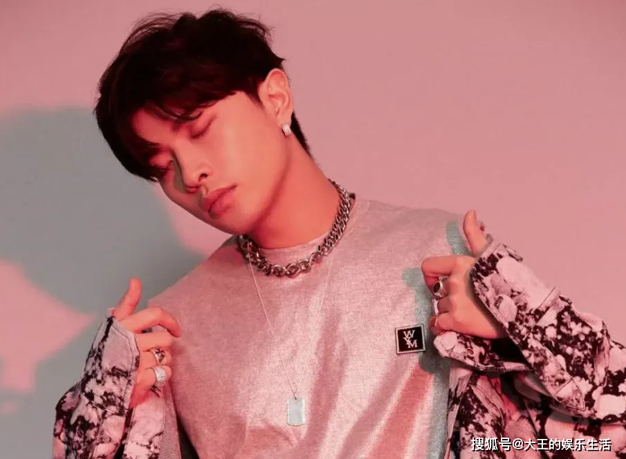 道德责任与法律制裁满舒克的行为不仅仅是对他个人道德的挑战,更是对