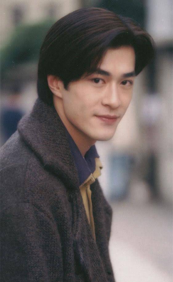 "坐牢"2年:从混混到巨星,一心建造135所学校,古天乐为什么?