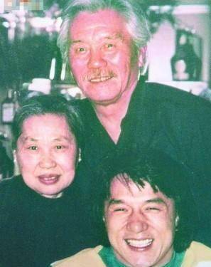 但对于武艺高强的房道龙来说,也称得上是一份不错的差事.