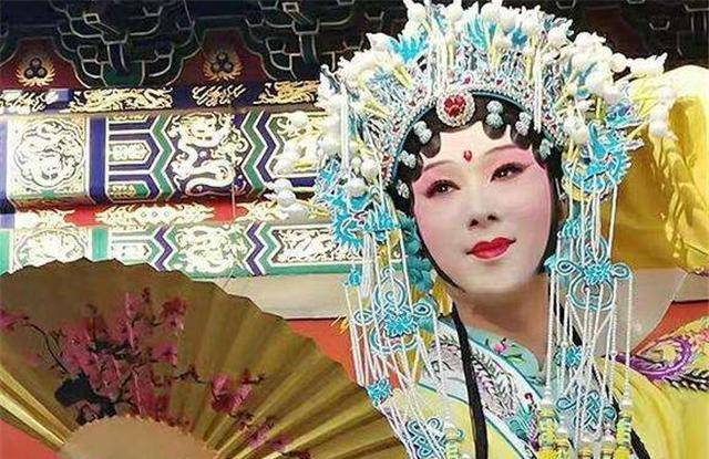 梅兰芳第3代传人董飞:称愿为男旦奉献一生,却被日本大师泼冷水_京剧