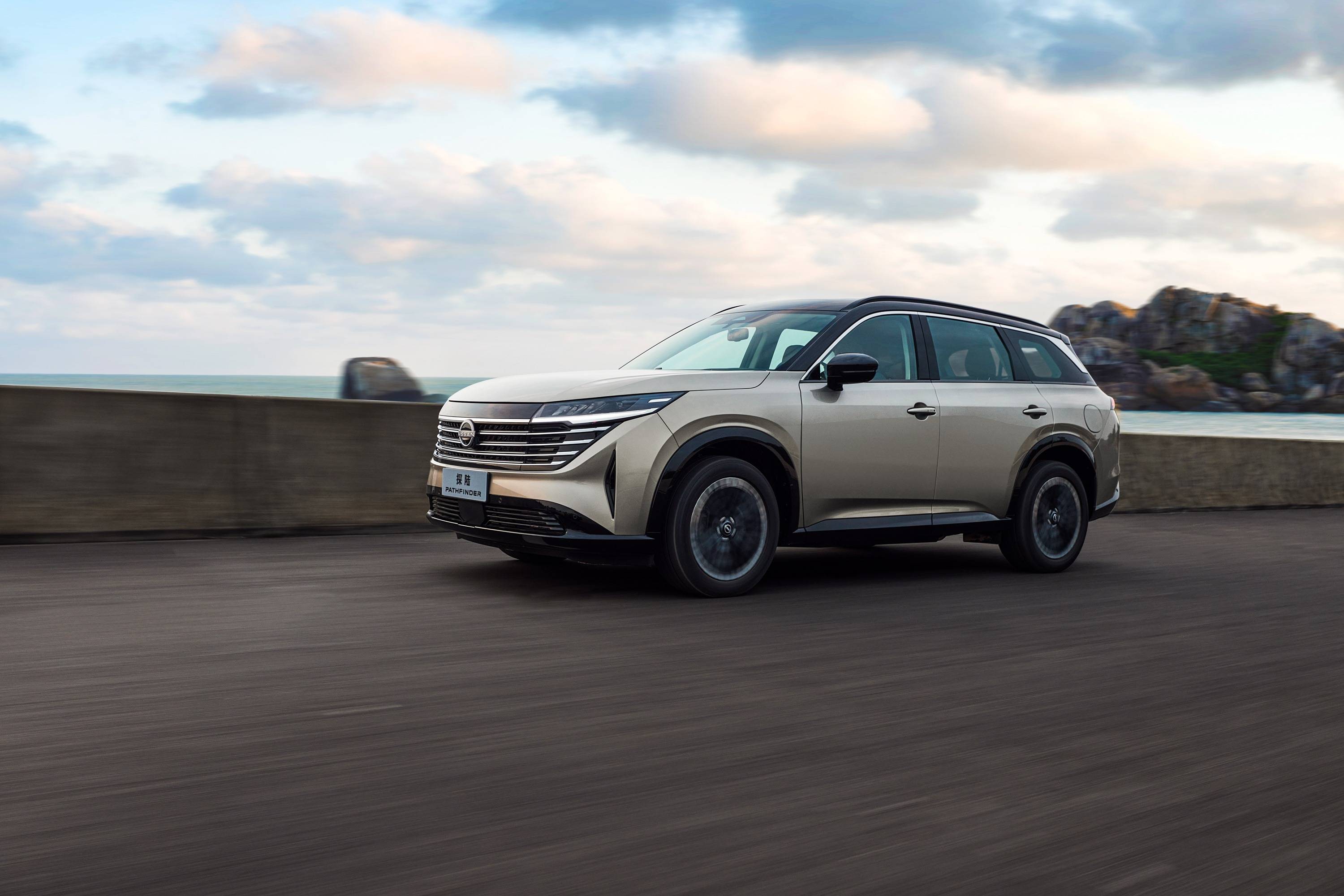 6座大家庭suv探陆正式入列,持续壮大东风日产suv阵营_搜狐汽车_搜狐网