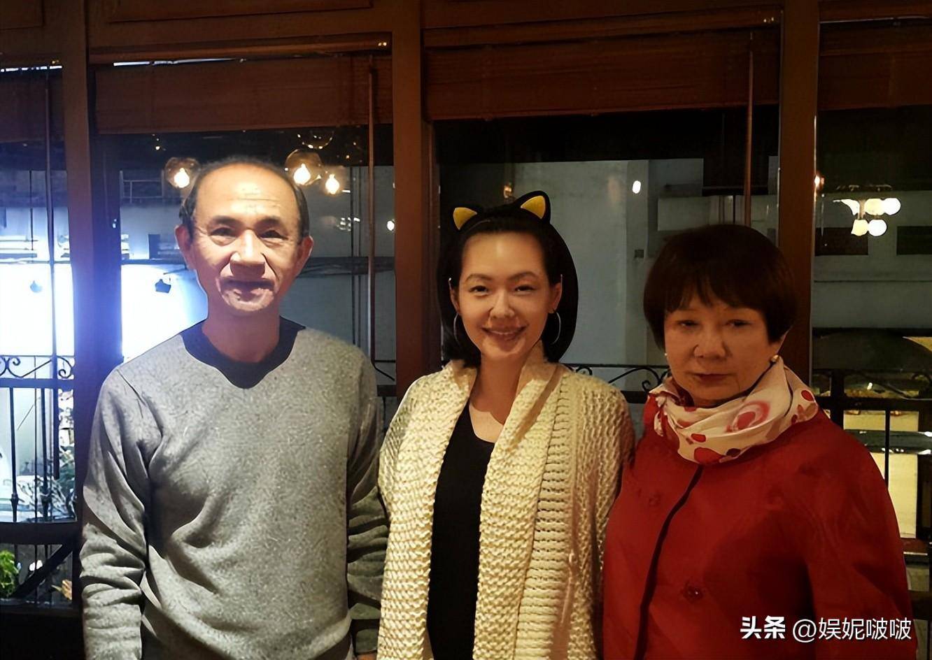 大s与具俊晔灵堂牵手亮相婆媳不和也要站一排网友求剧透