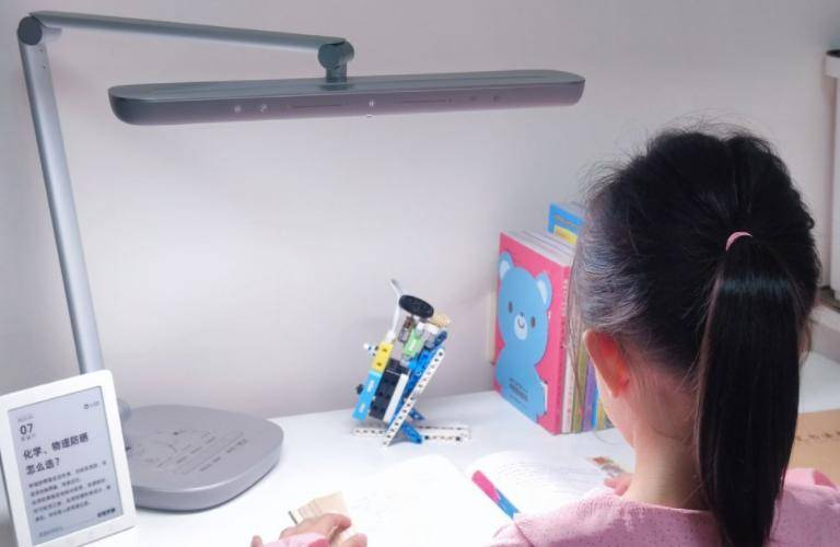 什么牌子的led台灯质量好耐用？五款热销机型大PK，选购不愁！