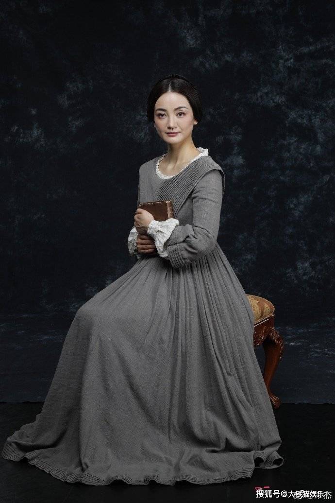 原创雪豹没捧红的4位女星颜值平平没事业心但有人已成资本