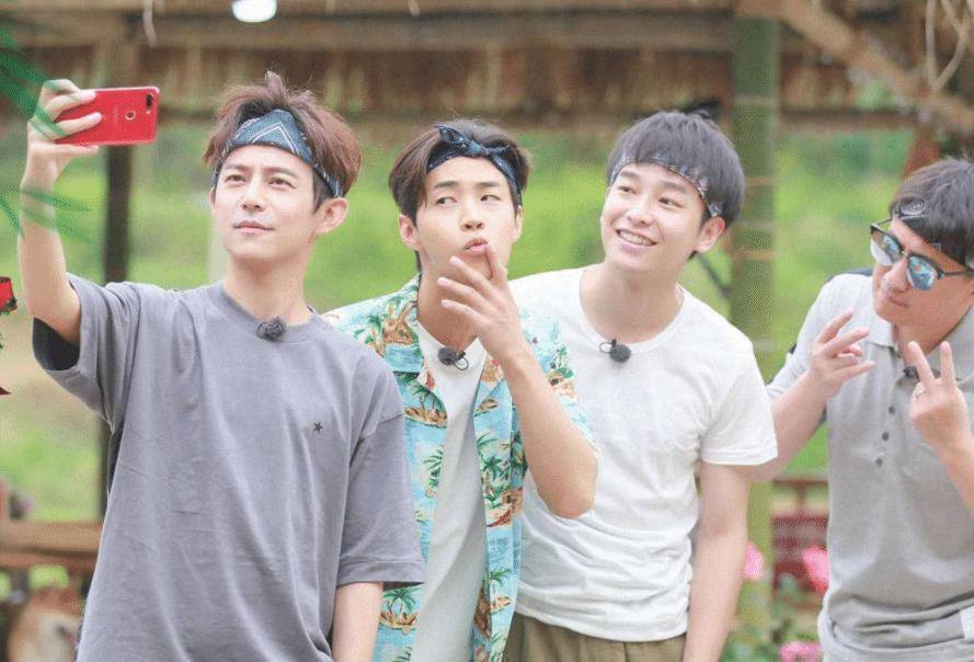 《向往5》迎来杀青,黄磊发文告别,刘宪华的缺席成永久的遗憾_生活_第