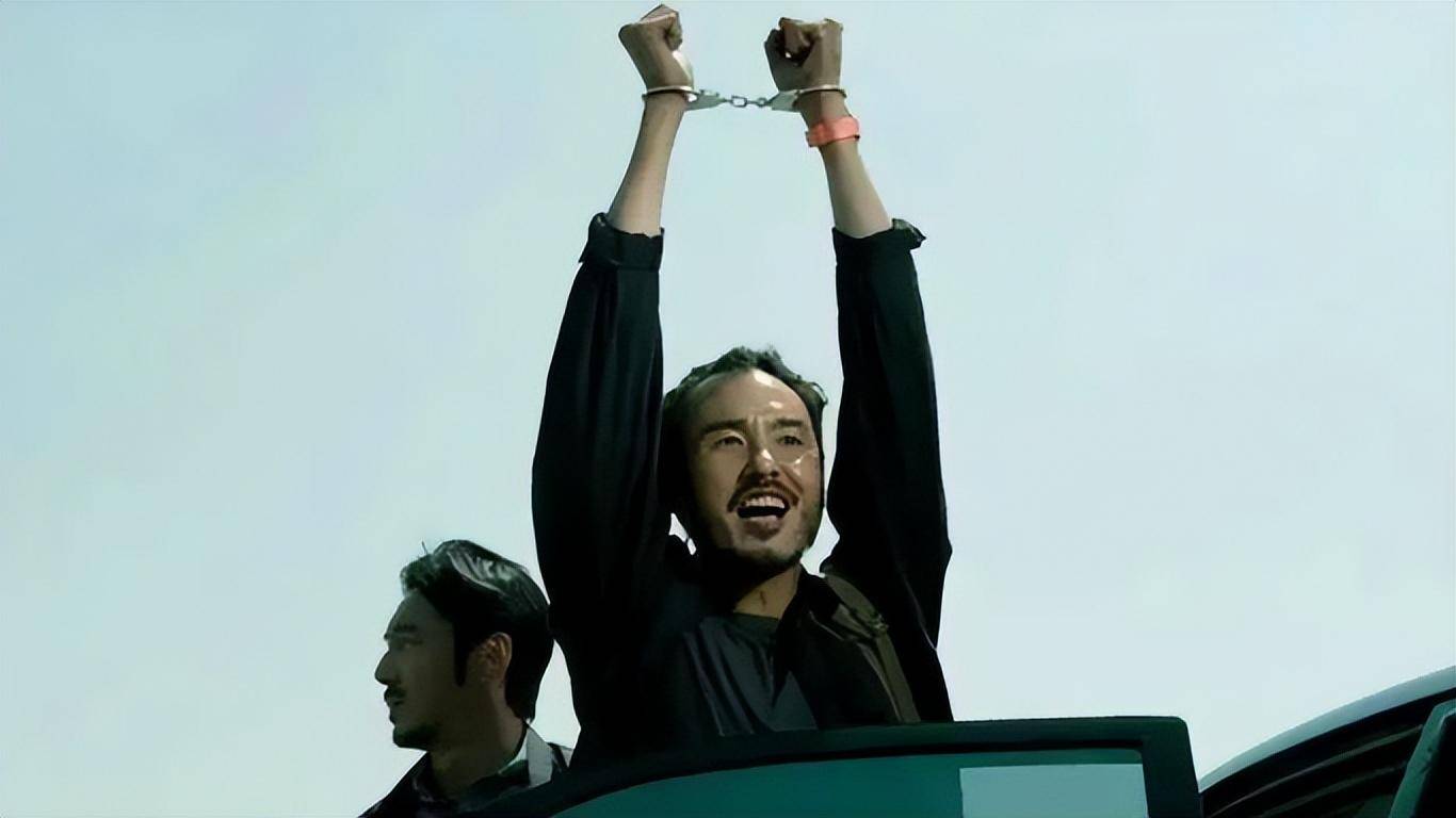 都是出演反派角色,把阮经天,朱一龙和黄轩对比,高下立判!