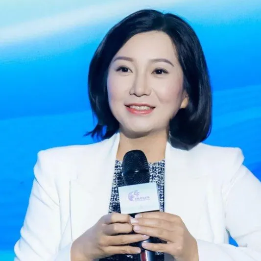 掌舵千万吨钢企7000人钢厂中国500强这些女掌门又美又飒