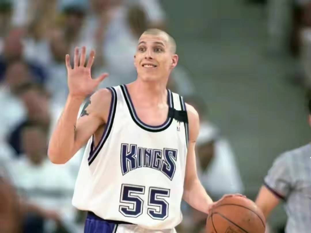 第三件大事,就是杰森-威廉姆斯进入nba,他拯救了nba的收视率,新秀赛季