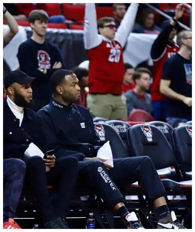 狂热强化,正式签下高分神将._沃伦_比赛_命中率